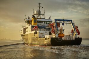 RRS Discovery